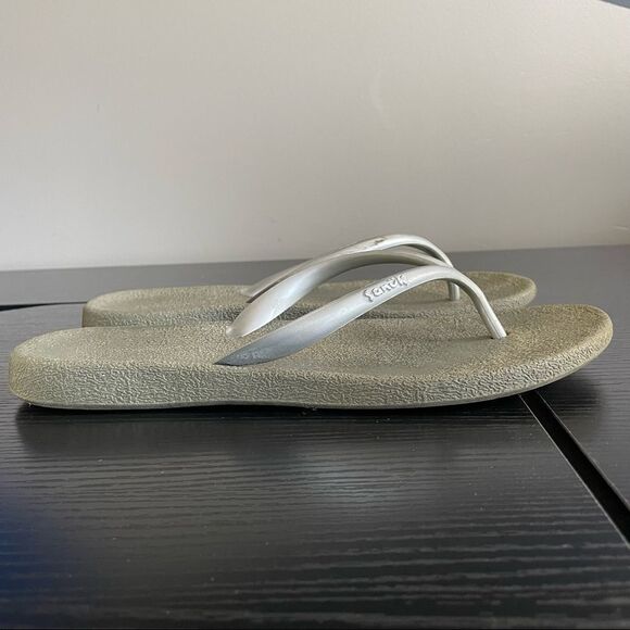Sanuk Gray & Silver Thong Flip Flops, 10 - Picture 4 of 14